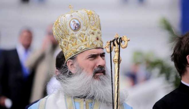 ÎPS Teodosie a fost achitat! - ipsteodosievizitarahovaradumazar-1559811387.jpg