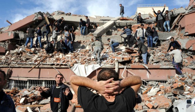 Cutremur devastator în Iran - iran-1344773889.jpg