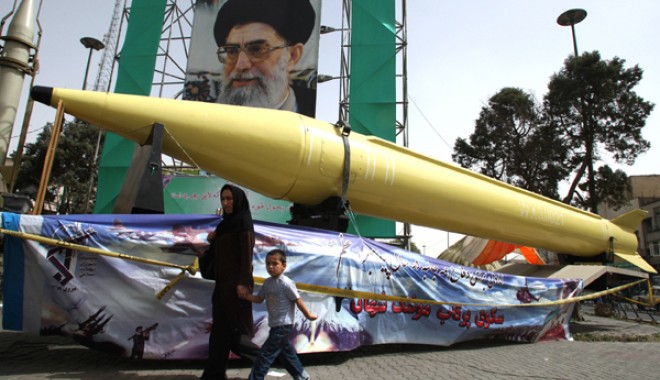 Dacă va fi atacat,  Iranul va folosi arma nucleară - iran-1354462900.jpg