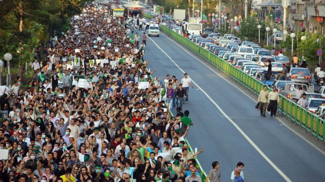 Ample demonstrații antiguvernamentale în Iran - iran-1514643948.jpg