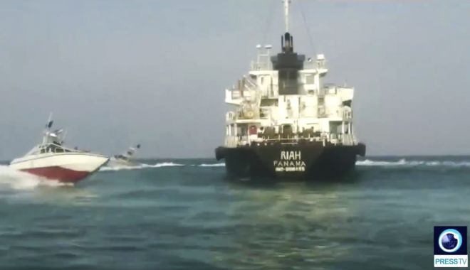 Iranul a eliberat nouă marinari indieni de pe nava 