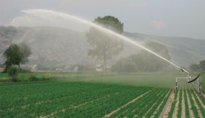 Anunțul zilei! Ministerul Agriculturii alocă 1,5 miliarde de euro pentru irigaţii, desecare şi drenaj
