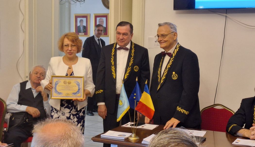Dr. Irina Magdalena Dumitru, dublu premiată la Gala Premiilor AOSR - irina-dumitru-1719311475.jpg