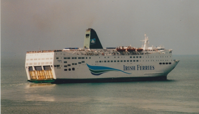 Român, dispărut misterios în Oceanul Atlantic - irishferries-1464364302.jpg