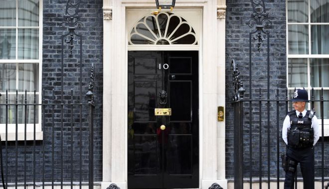 Iritare la Bruxelles după un tweet provenind din Downing Street - iritare-1582234409.jpg