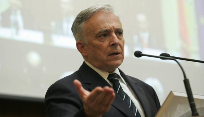 Mugur Isărescu, atac la Codul  Fiscal. 