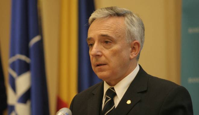 Averea lui Mugur Isărescu, în atenția Agenției Naționale de Integritate - isarescu1-1428042535.jpg