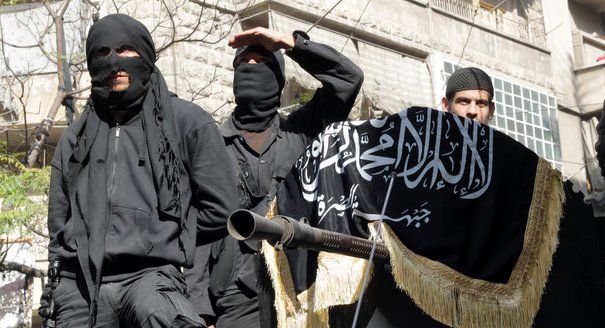 Cincisprezece persoane puse sub urmărire penală în cazul răpirii și asasinării ostaticului francez - isis1-1412328876.jpg