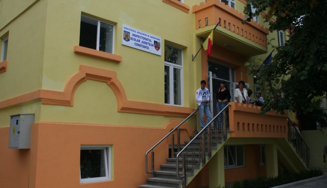 Scandal la înscrierea în clasa pregătitoare - isjgf7-1329993282.jpg