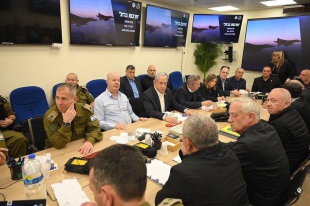 ALERTĂ MAXIMĂ în Orientul Mijlociu! Iran a lansat un atac cu sute de drone și rachete asupra Israelului - israel-1713044326.jpg
