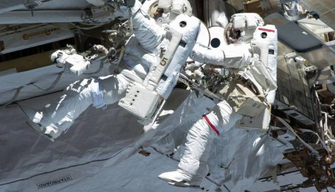 Ce cadouri au primit de Crăciun astronauții de pe Stația Spațială Internațională - iss-1450975088.jpg