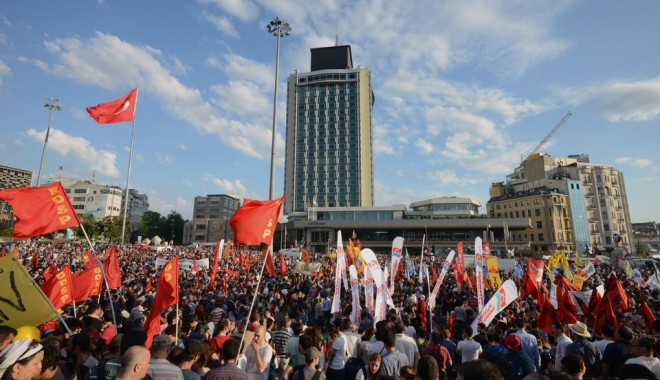 Reacțiile Uniunii Europene și SUA față de manifestațiile de la Istanbul - istanbul1-1370179595.jpg