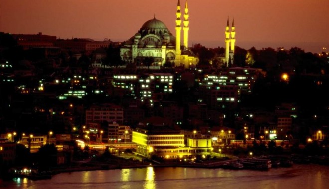Cutremur de magnitudine 4 în Turcia - istanbulmosque-1330070906.jpg
