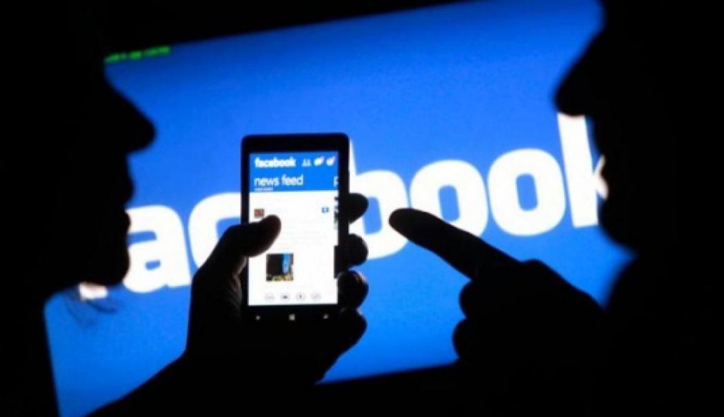 Isterie pe Facebook. Românii se tem că le vor fi furate datele - isterie-1753442065.jpg