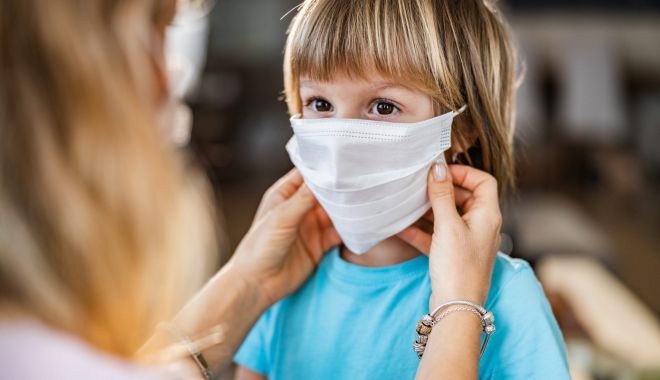 Rata de infectare cu coronavirus crește constant în rândul copiilor - istock1215892379-1597492866.jpg