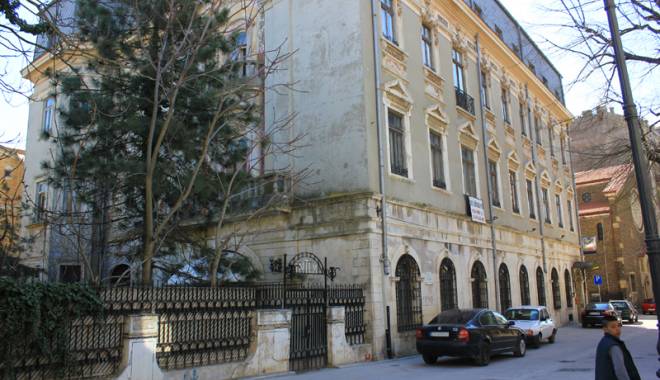 Istoria Constanței, vândută bucată cu bucată. Hotelul unde a stat Eminescu costă 3 milioane euro - istoriaconstanteiintim11-1429115715.jpg