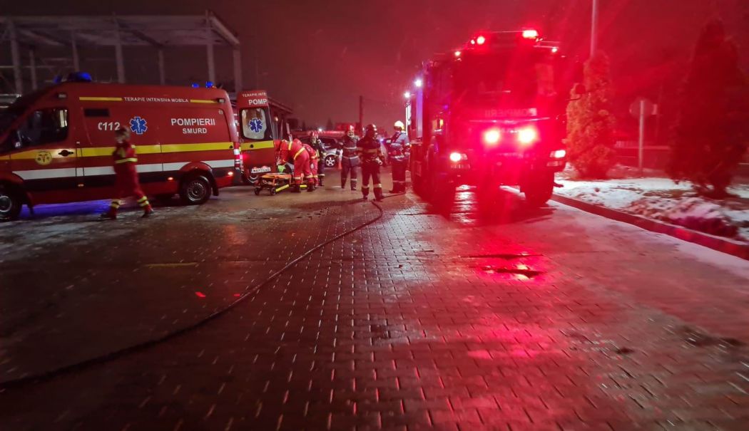 UPDATE: Incendiul de la stația de reciclare de pe Aurel Vlaicu a fost stins - isuneamtpompieriexercitiupetromr-1726163810.jpg