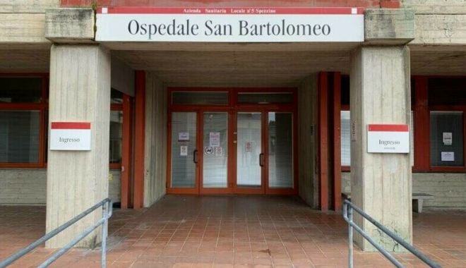 Un pacient român a vandalizat mai multe săli de operaţie ale unui spital din Italia