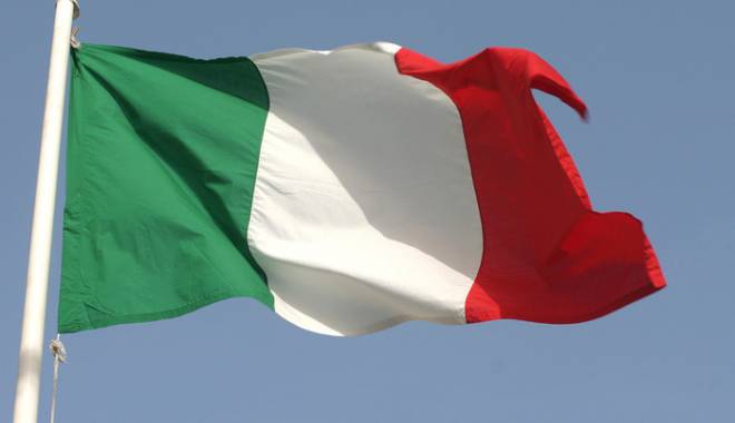 Fără precedent în istoria Italiei! - italianflag-1437236602.jpg
