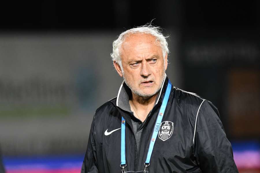 Italianul Andrea Mandorlini, prezentat ca antrenor al echipei CFR Cluj - italianul-cfr-cluj-1756035905.jpeg