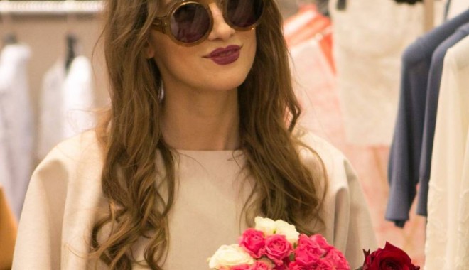 Iulia Albu, din nou în centrul atenției. Să fie acesta secretul siluetei perfecte? - iuliaalbu266a2b75e262-1413285367.jpg