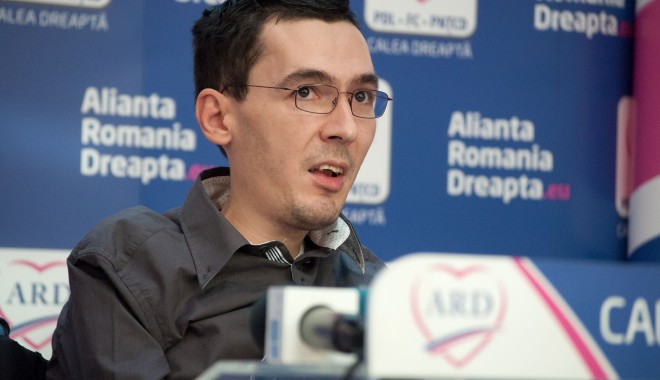 Demisie în Forța Civică - iuliancrciun-1386842955.jpg