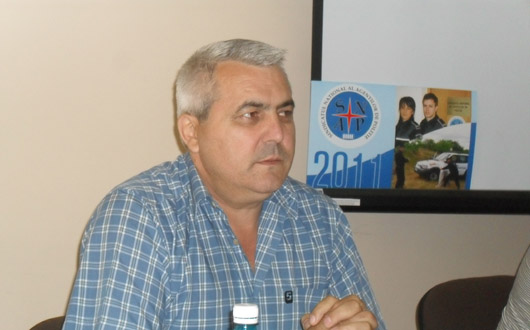 Agenții de poliție acuză Poliția Română de discriminare - iuliansurugiupresedintesnap-1349864682.jpg