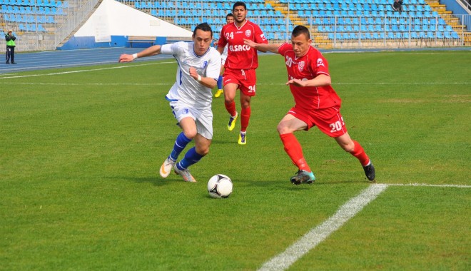 Fotbal / FC Farul înfrântă de FC Botoșani. Scor final 0-1 - ivaacsintebotosani-1333792816.jpg