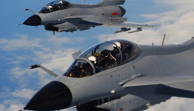 Alertă în ASIA: China și Japonia au ridicat avioanele de vânătoare - j10sh6uaerialrefuelling3s9891920-1357913304.jpg