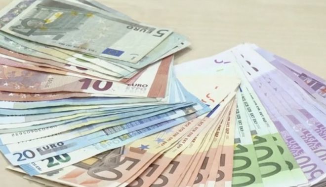 Primar din Mehedinți, jefuit în timp ce petrecea la un botez