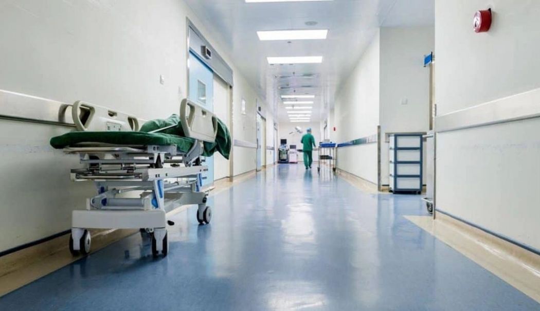 O femeie a fost jefuită în timp ce se afla pe masa de operație - jaf-1756378008.jpg