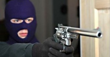 Jaf cu pistol de jucărie la o benzinărie - jaf1323176844-1360432439.jpg