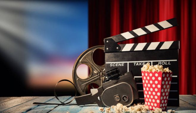 Filmele românești vor fi subtitrate la tv. Proiectul de lege a fost adoptat de Senat - jagczmovietheaterretroshuttersto-1539022478.jpg