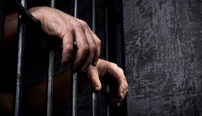 Un martor cheie în procesul pentru corupție al unui înalt demnitar comunist a murit în închisoare - jail-1449475965.jpg