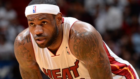 VIDEO. Puterea exemplului: LeBron James a reușit primul triple-double după revenirea la Cleveland Cavaliers - james-1415694562.jpg