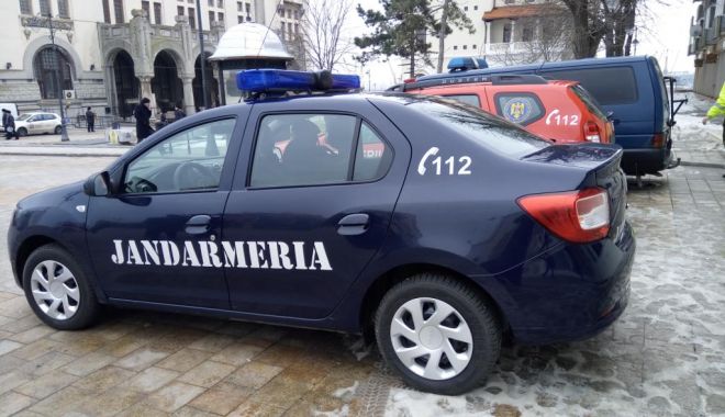 Jandarmii constănțeni, la datorie în noaptea dintre ani - jandami-1640937630.jpg
