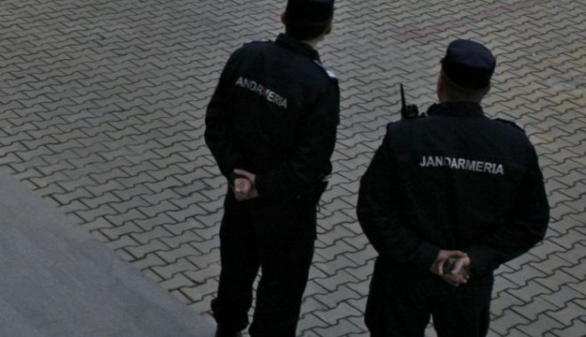 Razie a jandarmilor la Hârșova - jandarm13375483351351545210-1353366485.jpg