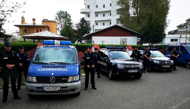 Peste 300 de jandarmi au împânzit litoralul - jandarmi-1530451191.jpg