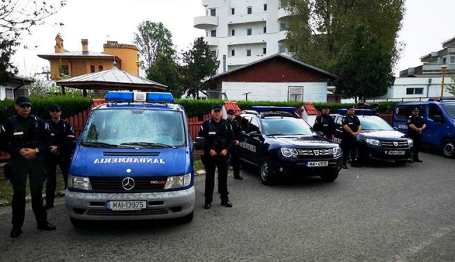 Peste 300 de jandarmi au împânzit litoralul - jandarmi-1530806883.jpg