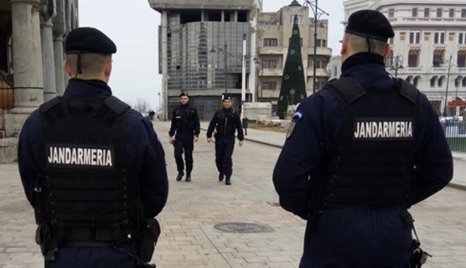 Bărbat dat în urmărire generală, prins de jandarmi în Mamaia - jandarmi-1531049744.jpg
