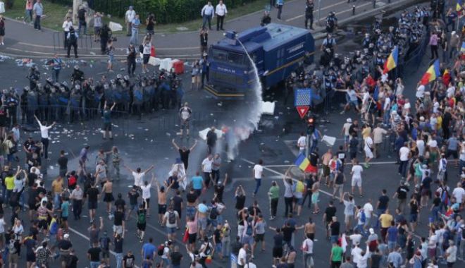 Arma furată de la Jandarmerie NU A FOST RECUPERATĂ - jandarmi-1533977125.jpg