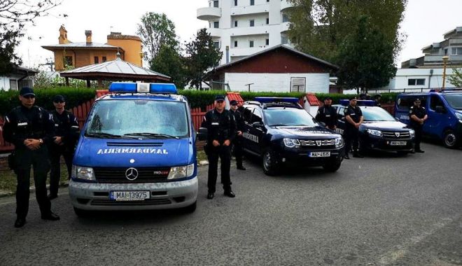 Jandarmii constănțeni, la datorie în week-end. Iată ce evenimente importante au loc - jandarmi-1541144220.jpg