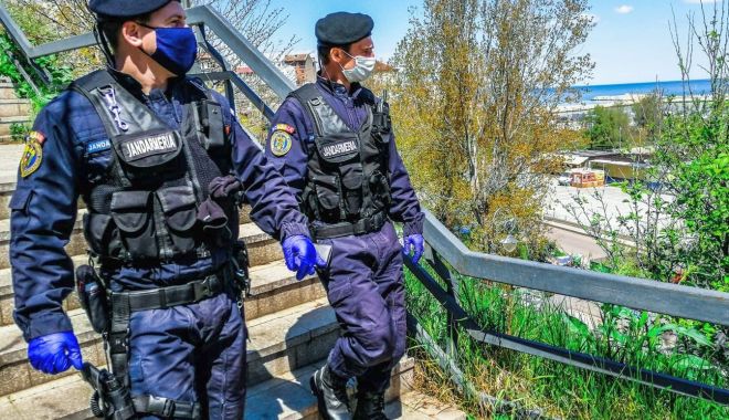 Depistați la pescuit, cu unelte ilegale. Jandarmii au luat măsuri - jandarmi-1593070185.jpg