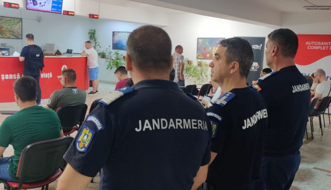Jandarmii alături de colegii lor, polițiști și pompieri - jandarmi-1693152318.jpg