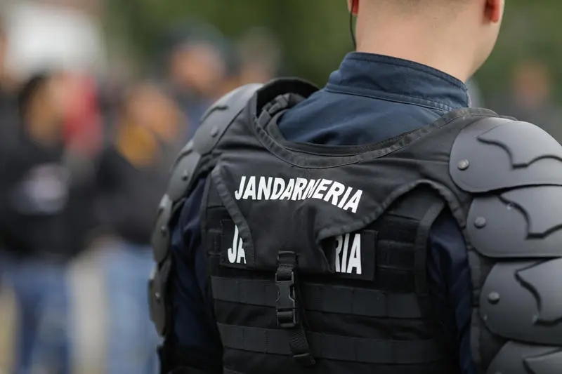 Jandarmeria Constanța asigură măsuri de ordine publică cu ocazia Floriilor și a Paștelui Catolic - jandarmi-1775237266.webp