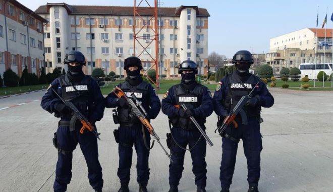 Vrei să te faci jandarm? Începe recrutarea pentru școlile de militari - jandarmi3-1536164441.jpg