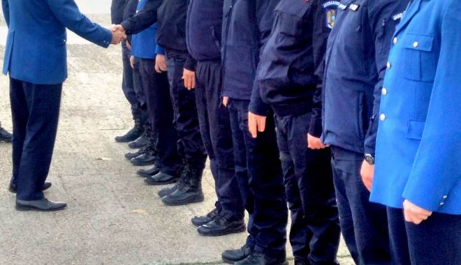 Jandarmi constănțeni avansați în grad de Ziua Națională a României - jandarmiavansari-1575320184.jpg