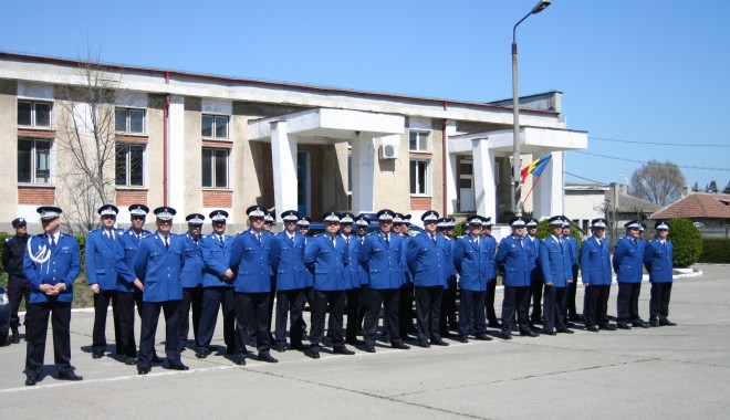 JANDARMI constănțeni AVANSAȚI ÎN GRAD - jandarmidemonstratie25-1375258575.jpg