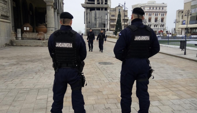 Portofelul pierdut de o femeie, recuperat de un jandarm constănțean - jandarmii1498228793-1513777370.jpg