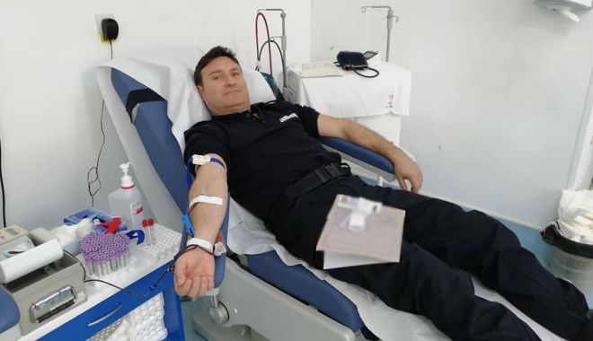 Misiune de salvare de vieți: jandarmii constănțeni donează sânge! - jandarmiidoneaza2-1600263730.jpg